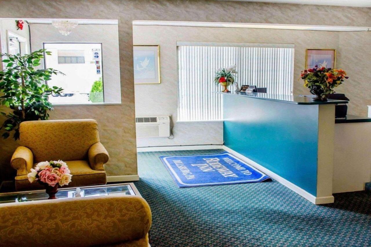 Rodeway Inn Dillsburg Dış mekan fotoğraf
