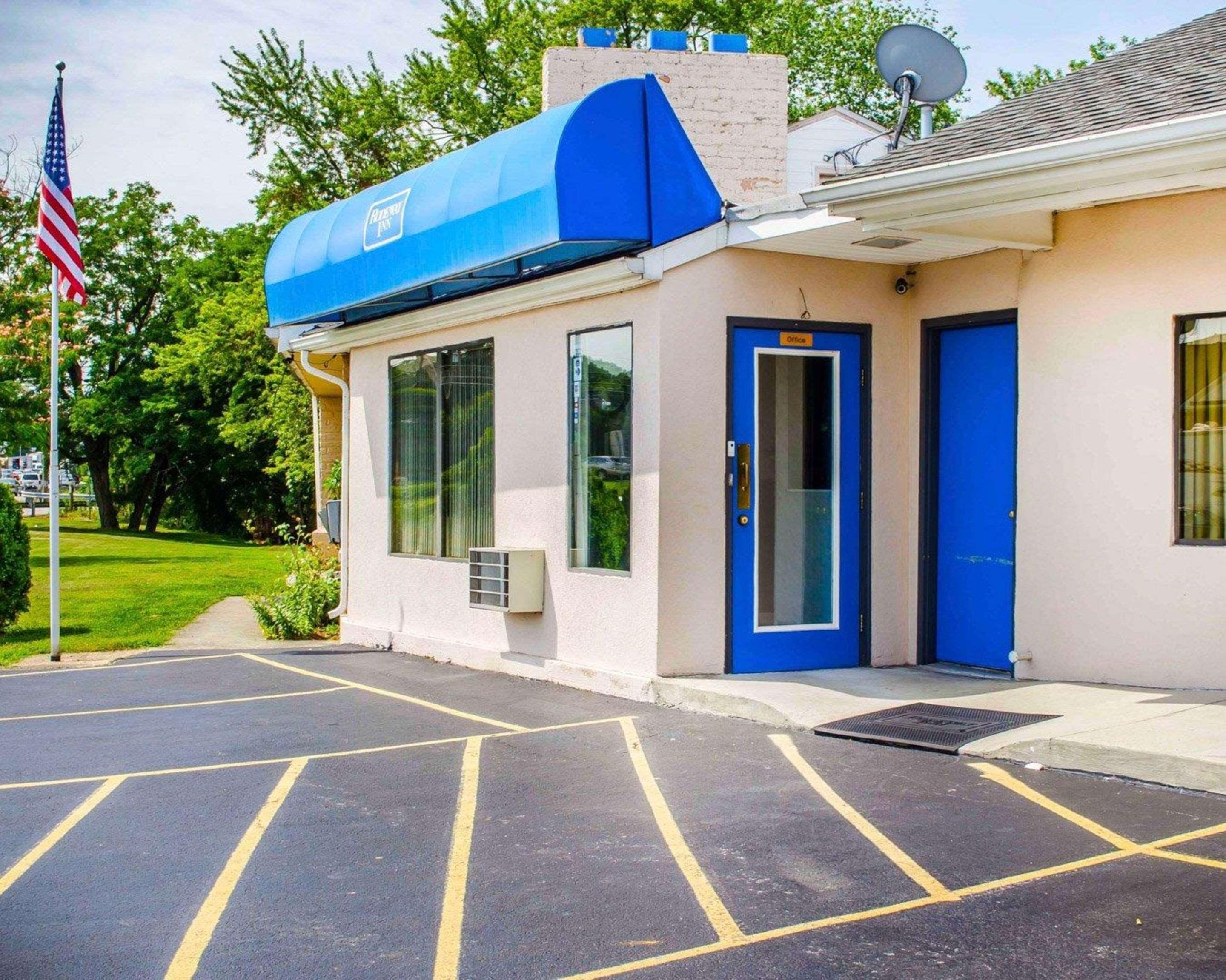 Rodeway Inn Dillsburg Dış mekan fotoğraf