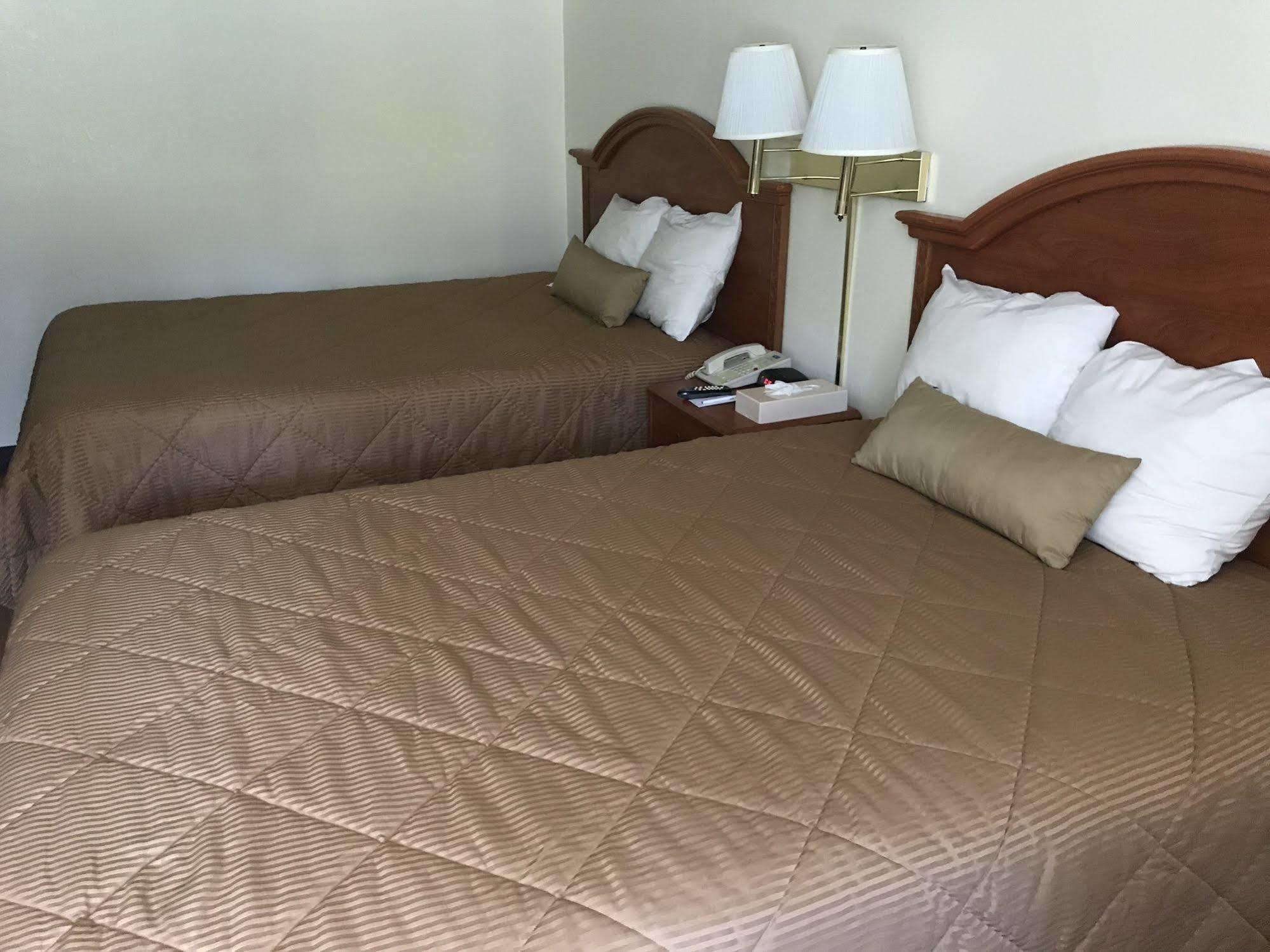 Rodeway Inn Dillsburg Dış mekan fotoğraf